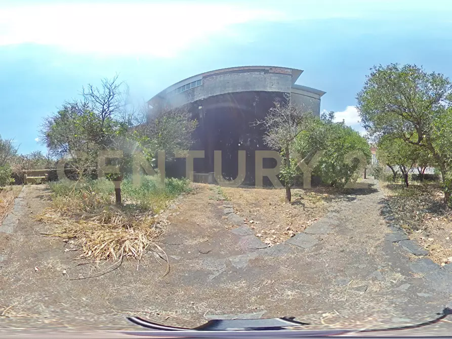 Immagine 62 di Villa in vendita  in Piazza F. M. Scuderi 7 a Viagrande