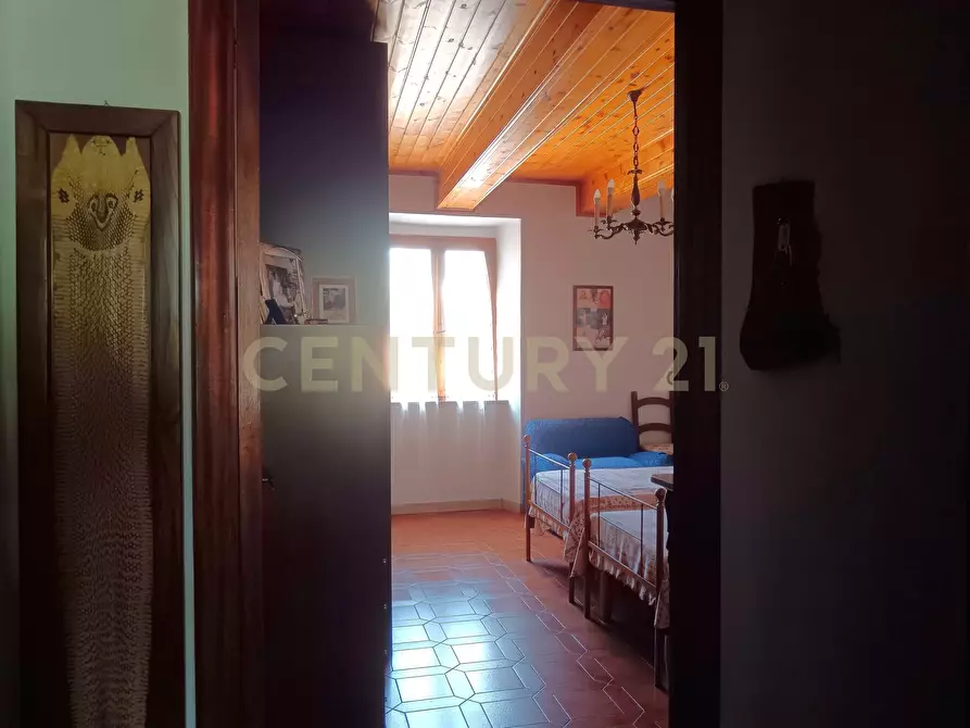 Immagine 40 di Pentalocale in vendita  in Via Mentana 15 a Abbadia San Salvatore