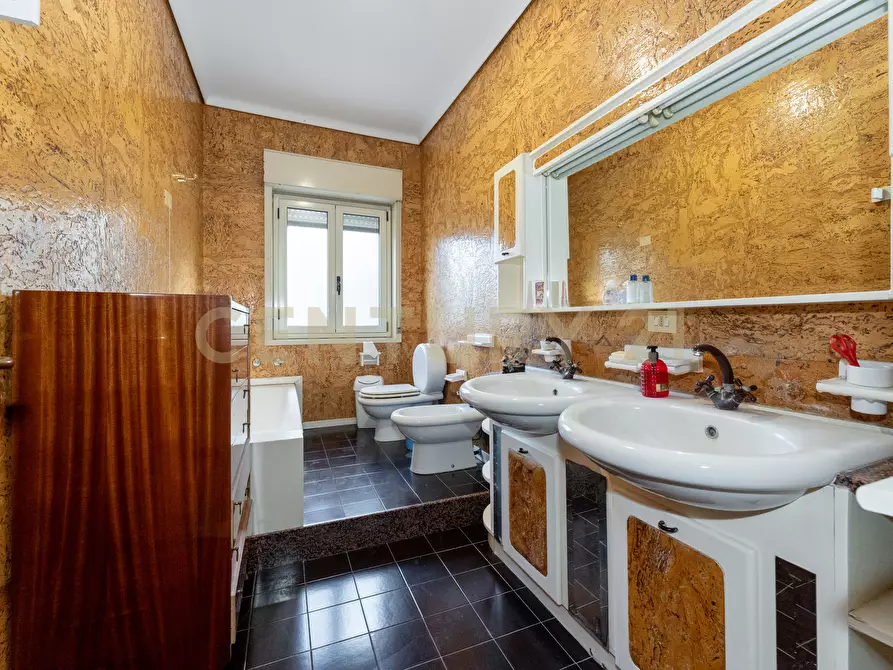 Immagine 33 di Appartamento in vendita  in Via Montegrappa 35 a Ramacca