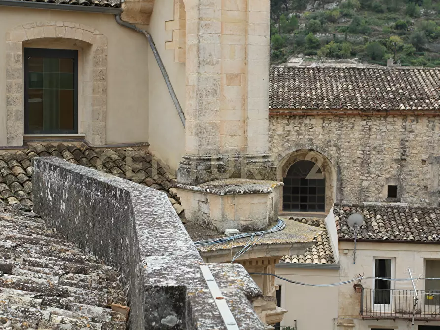 Immagine 18 di Casa indipendente in vendita  in Strada Pellico 26 a Modica