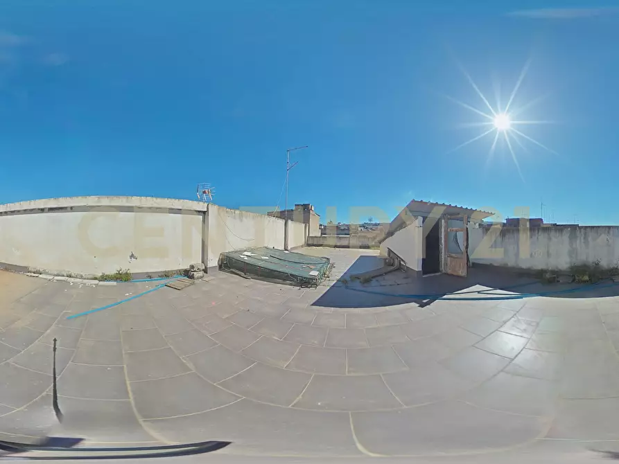 Immagine 58 di Palazzo in vendita  in Via Eraclea 82 a Lentini