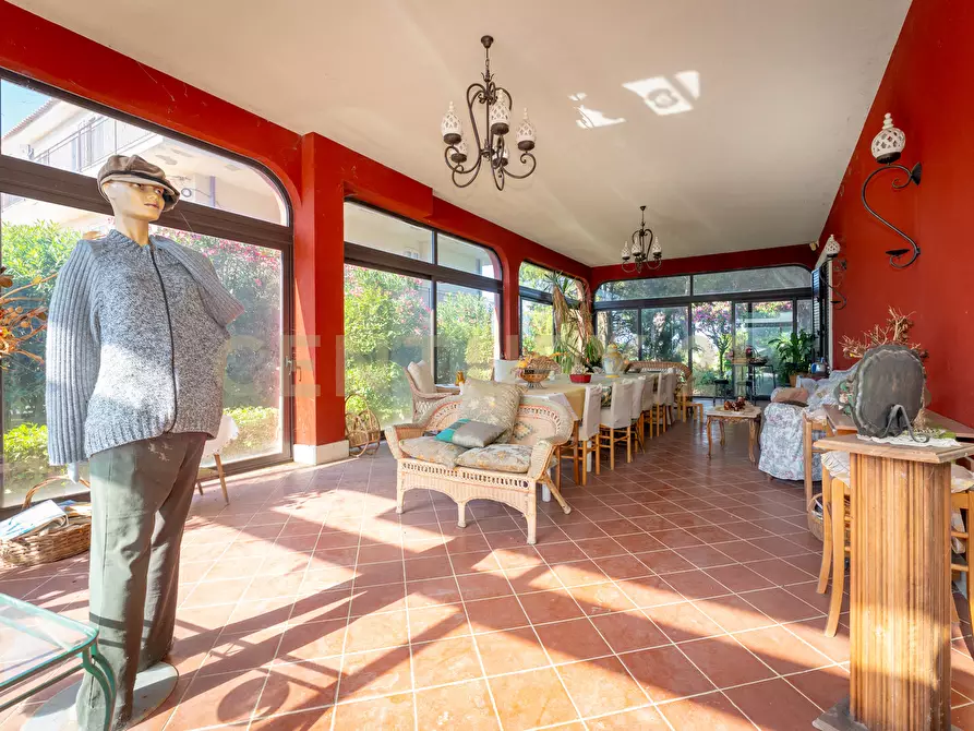 Immagine 33 di Villa in vendita  in Via Ottavia Penna 50 a Caltagirone