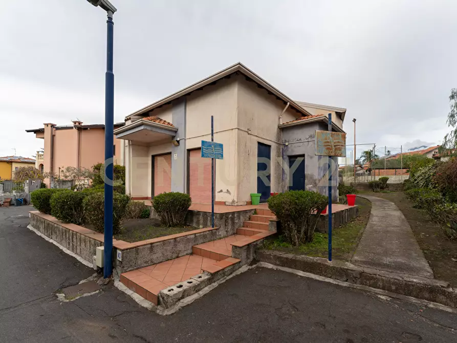 Immagine 65 di Villa in vendita  in Via Monte Cicirello 8 a Catania