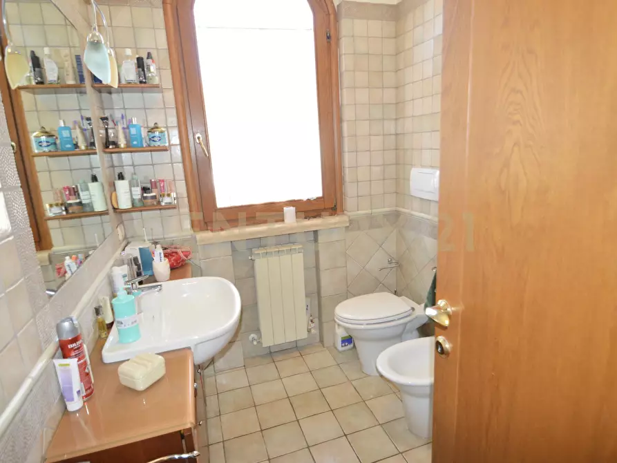 Immagine 25 di Villa in vendita  a Grosseto