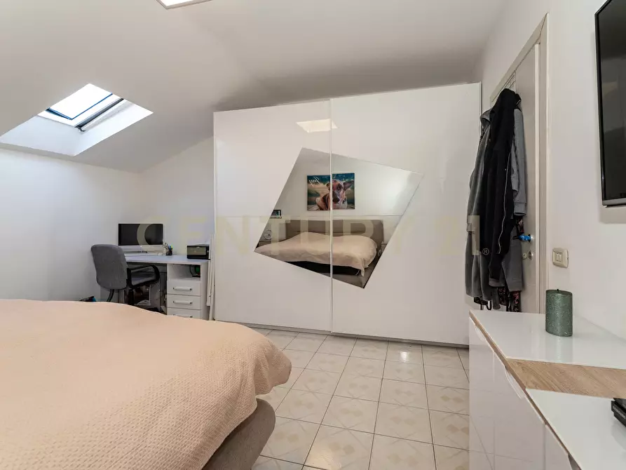 Immagine 35 di Porzione di casa in vendita  in Via XXXI Maggio 34 a Catania