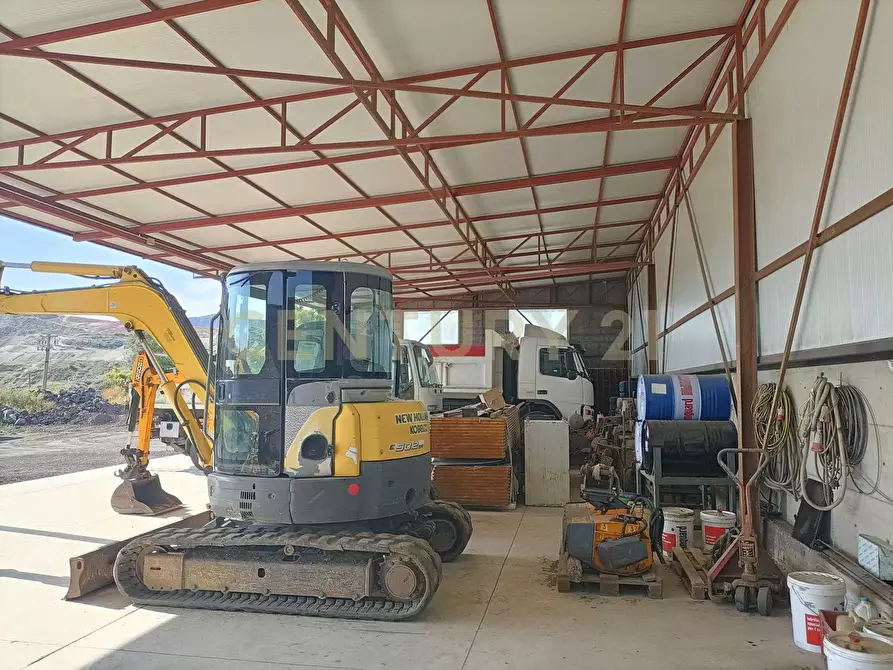 Immagine 7 di Capannone industriale in vendita  in Contrada Sieli SP12 a Misterbianco