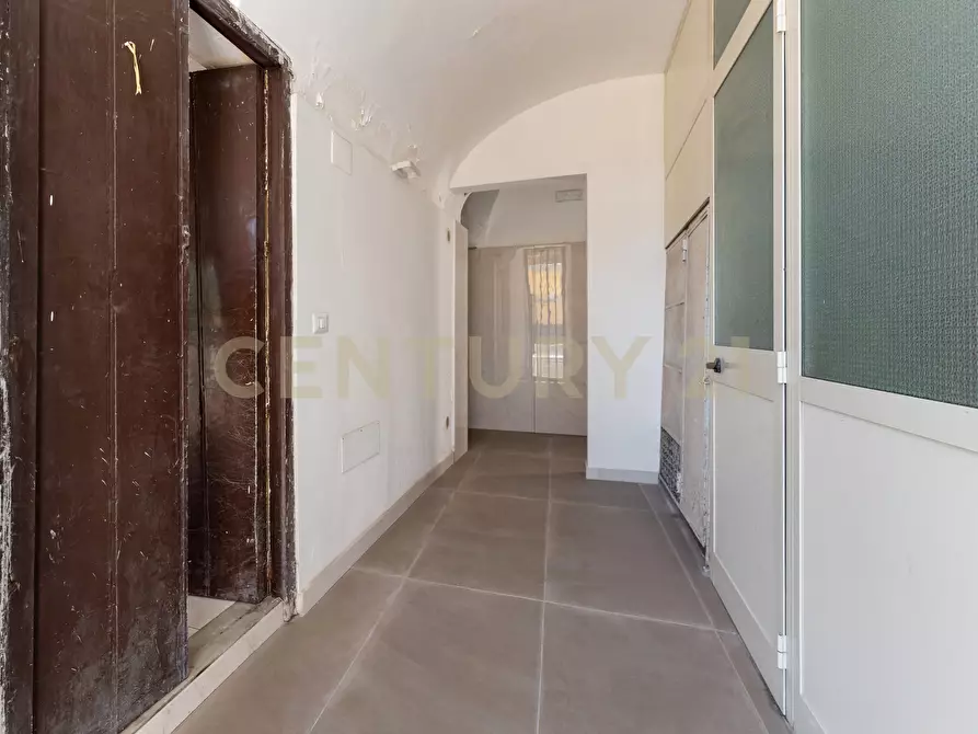 Immagine 30 di Bilocale in vendita  in Via Crociferi 60 a Catania