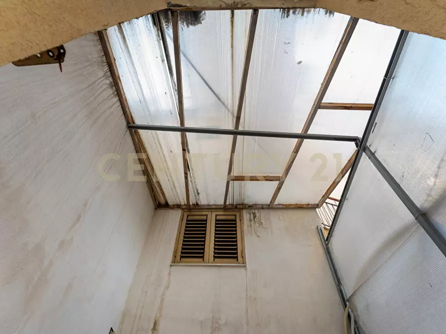 Immagine 22 di Locale commerciale in vendita  in Via Nizzeti 3 a Tremestieri Etneo