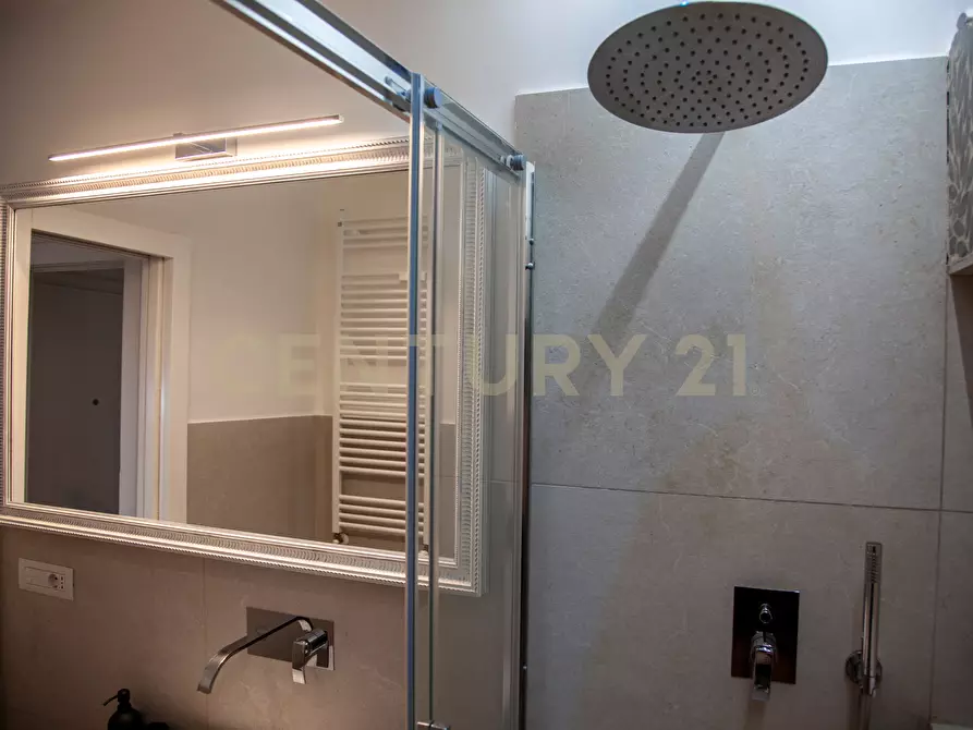 Immagine 20 di Bilocale in affitto  in Via Montecristo 10 a Roma