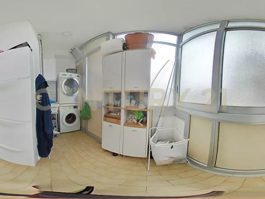 Immagine 60 di Quadrilocale in vendita  in Via Ludovico Ariosto 27 a Acireale