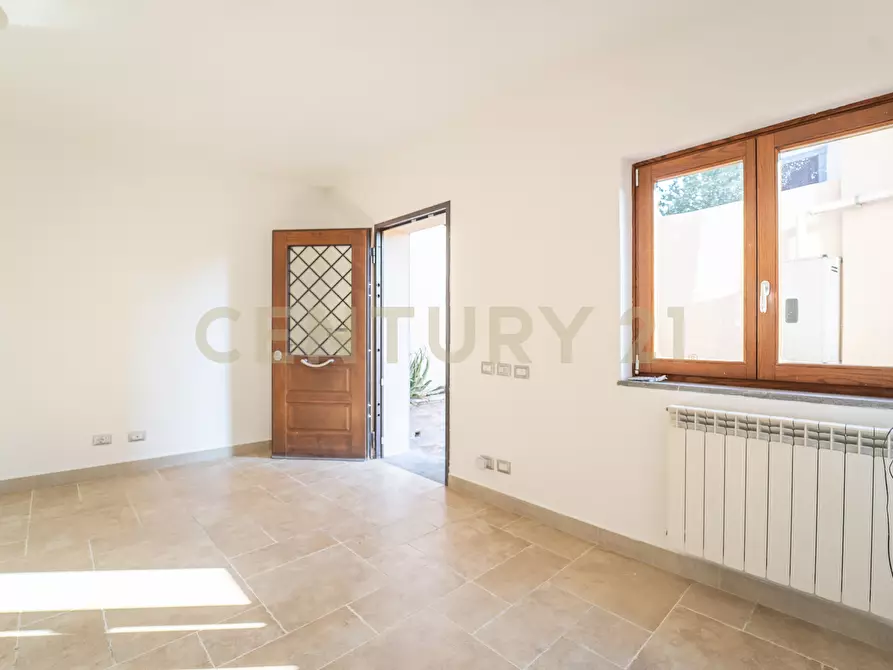 Immagine 4 di Casa bifamiliare in vendita  in Via Appia Nuova 17 a Albano Laziale