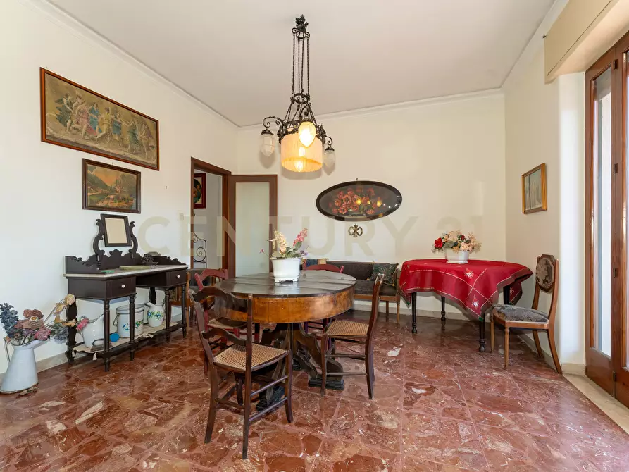 Immagine 9 di Pentalocale in vendita  in Via Redentore 15 a Catania