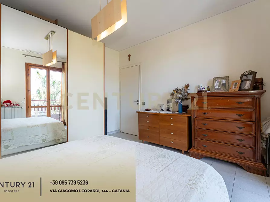 Immagine 34 di Quadrilocale in vendita  in Via Gesualdo Bufalino 1 a Aci Catena