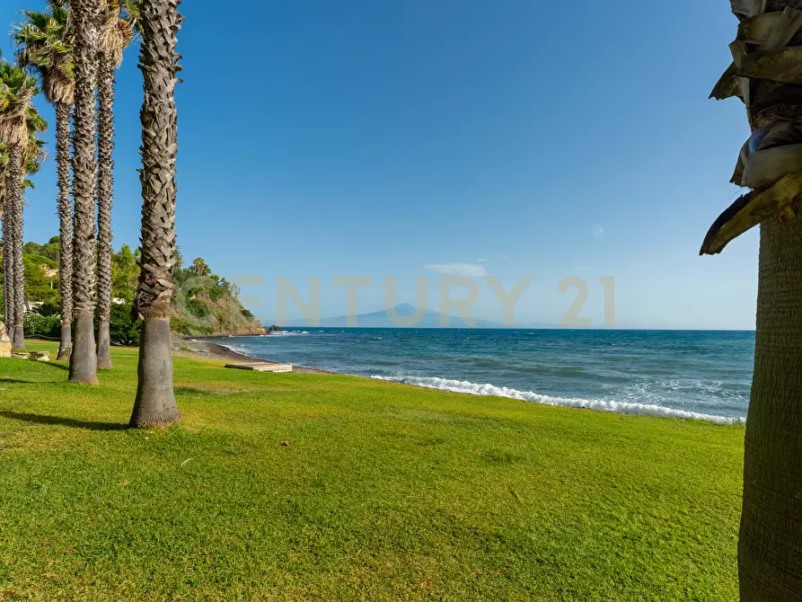 Immagine 40 di Villa in vendita  in BAIA ARCILE a Augusta