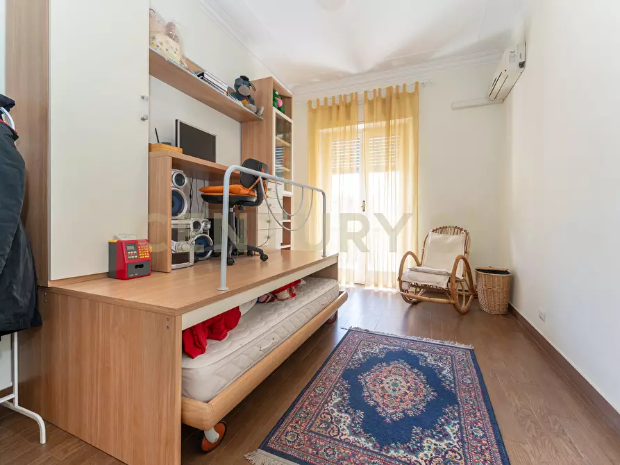 Immagine 49 di Quadrilocale in vendita  in Via Genova 64 a Catania