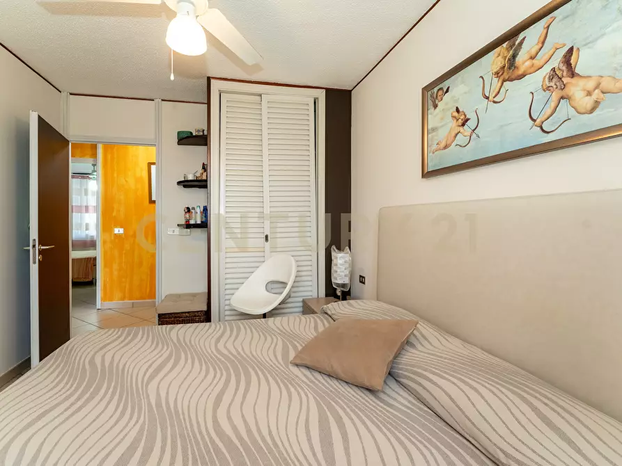 Immagine 26 di Pentalocale in vendita  in Via della Grotta 2 a Augusta