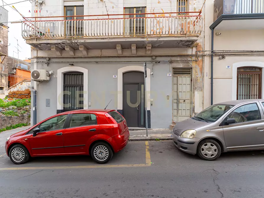 Immagine 3 di Casa indipendente in vendita  in Via della Palma 75 a Catania