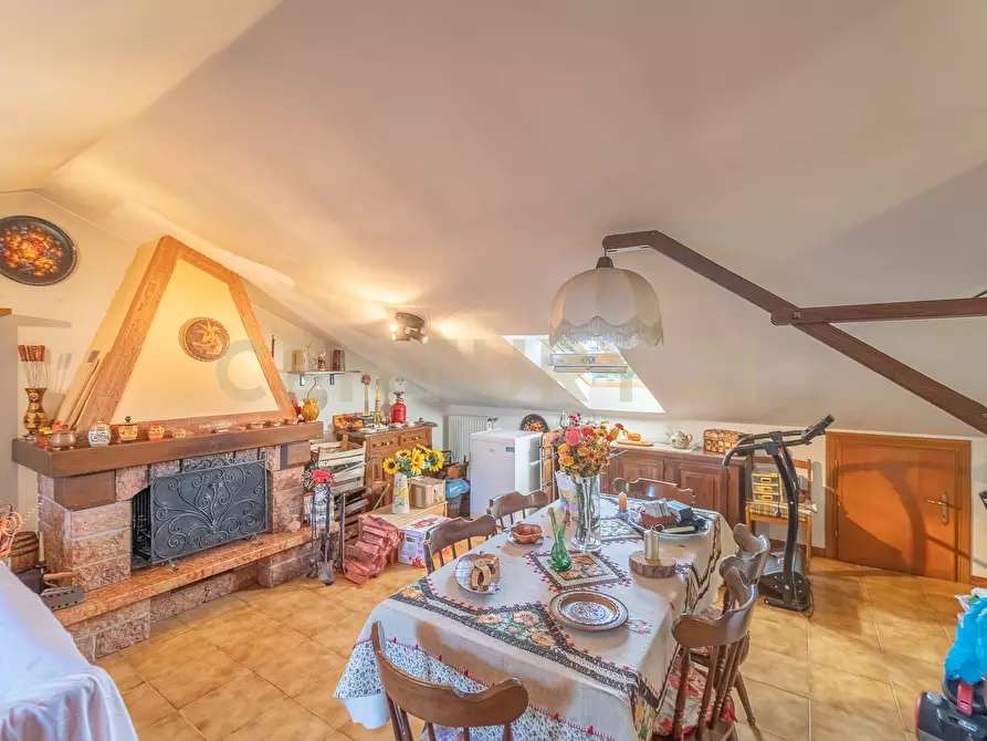 Immagine 17 di Attico in vendita  in Via di Torre Morena 100 a Roma