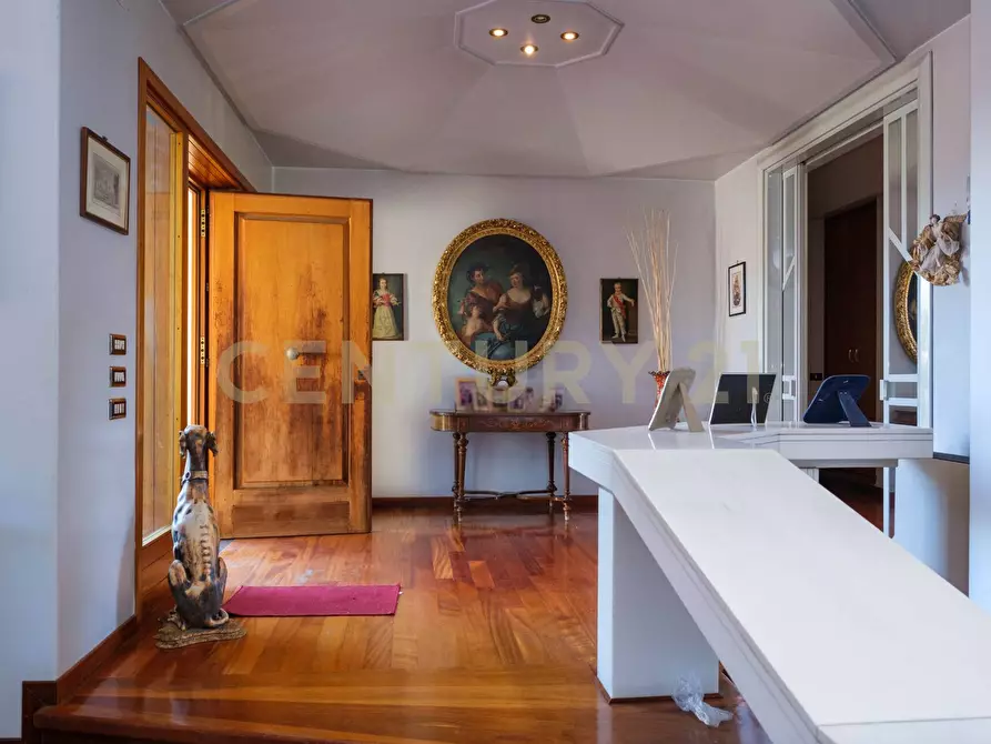 Immagine 17 di Villa in vendita  a Catania