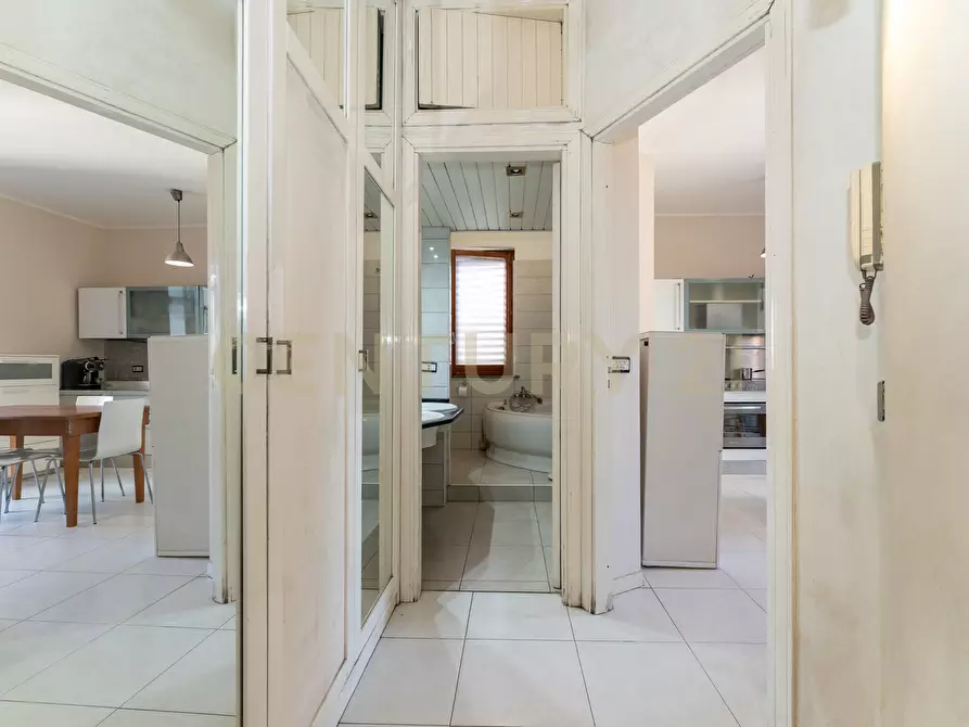 Immagine 19 di Appartamento in vendita  in Via Firenze 99 a Aci Castello