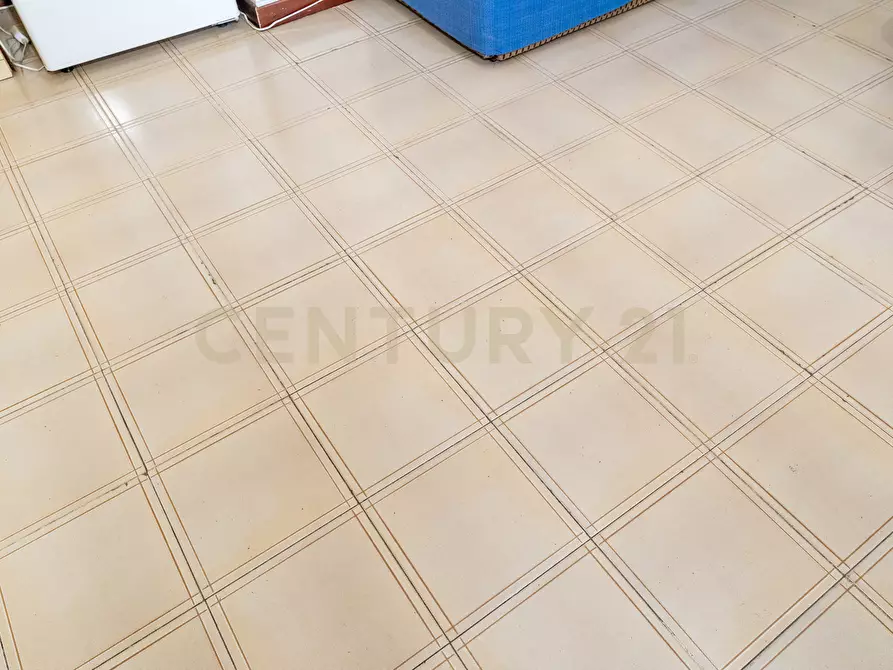 Immagine 23 di Bilocale in vendita  in Via Porticato 17 a Giardini-Naxos