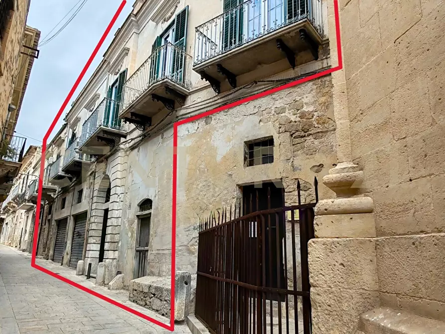 Immagine 38 di Casa indipendente in vendita  in Strada Pellico 26 a Modica