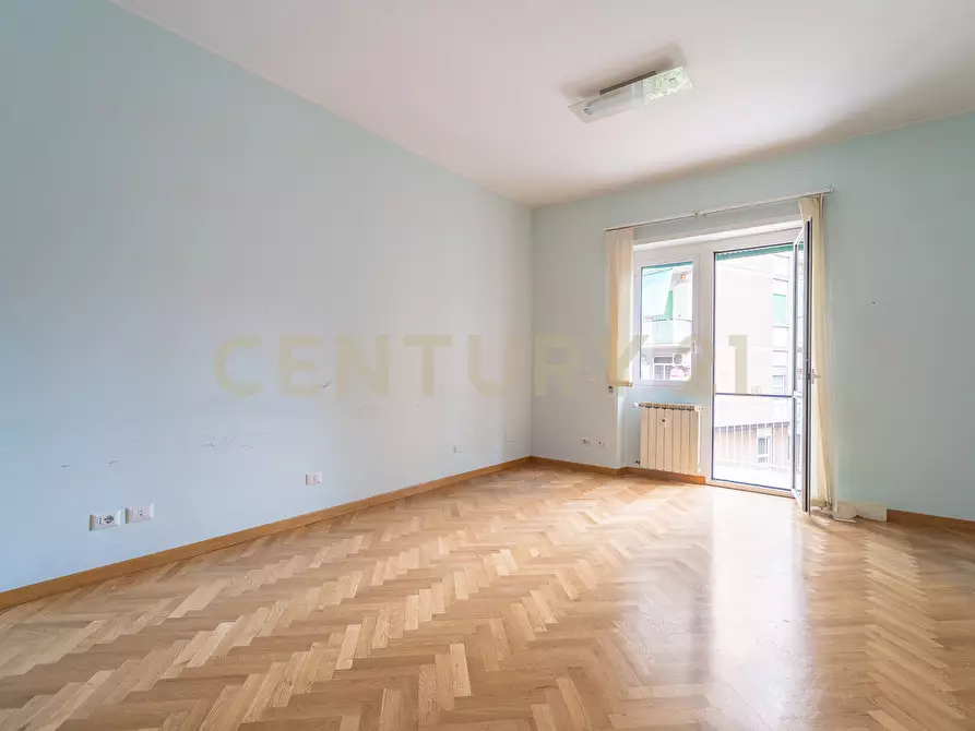 Immagine 9 di Pentalocale in affitto  in Via di Vigna Stelluti 157 a Roma