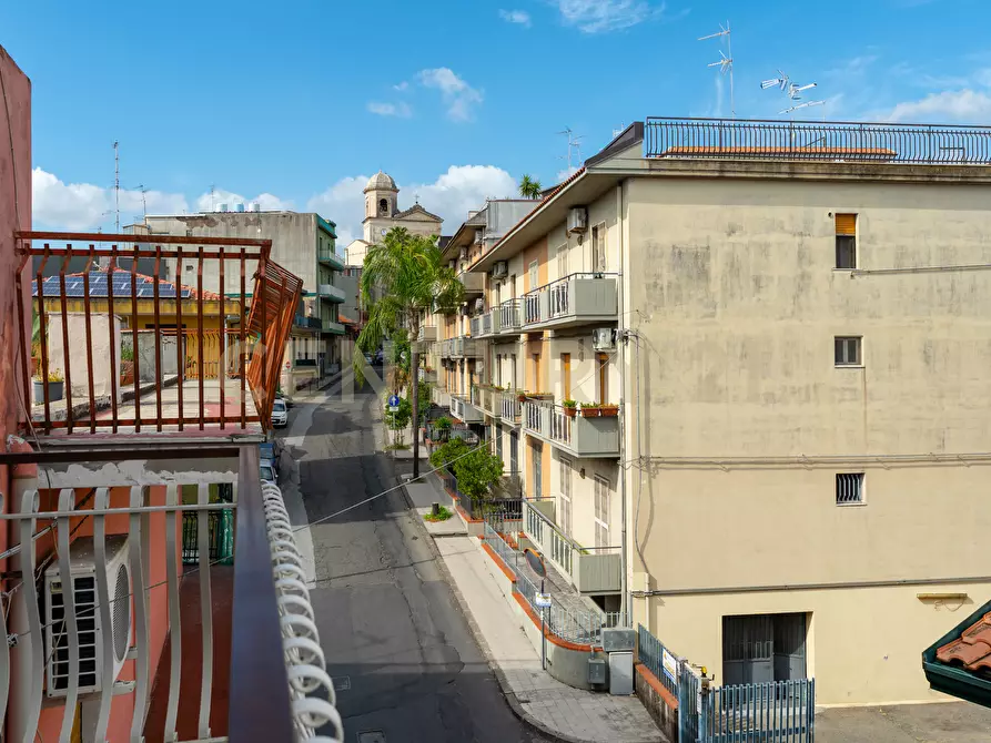 Immagine 30 di Appartamento in vendita  in Via Badia 47 a Aci Catena