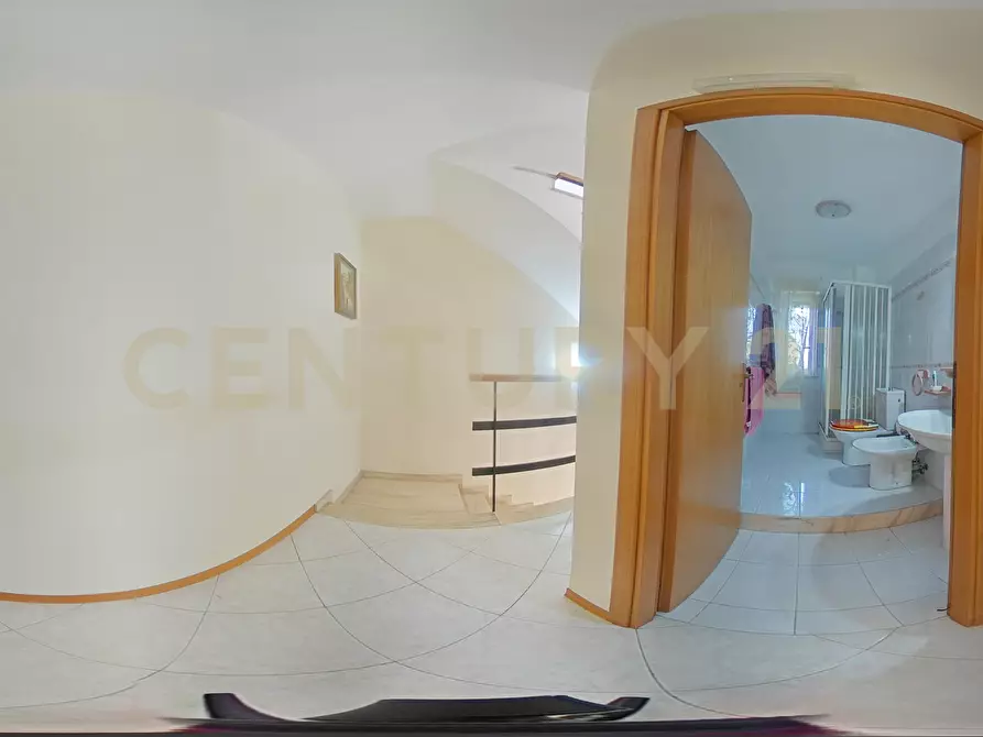 Immagine 22 di Casa indipendente in vendita  in Via Vampolieri 34m a Aci Catena