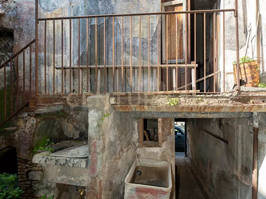 Immagine 5 di Casa indipendente in vendita  in Via Ittar 24 a Catania