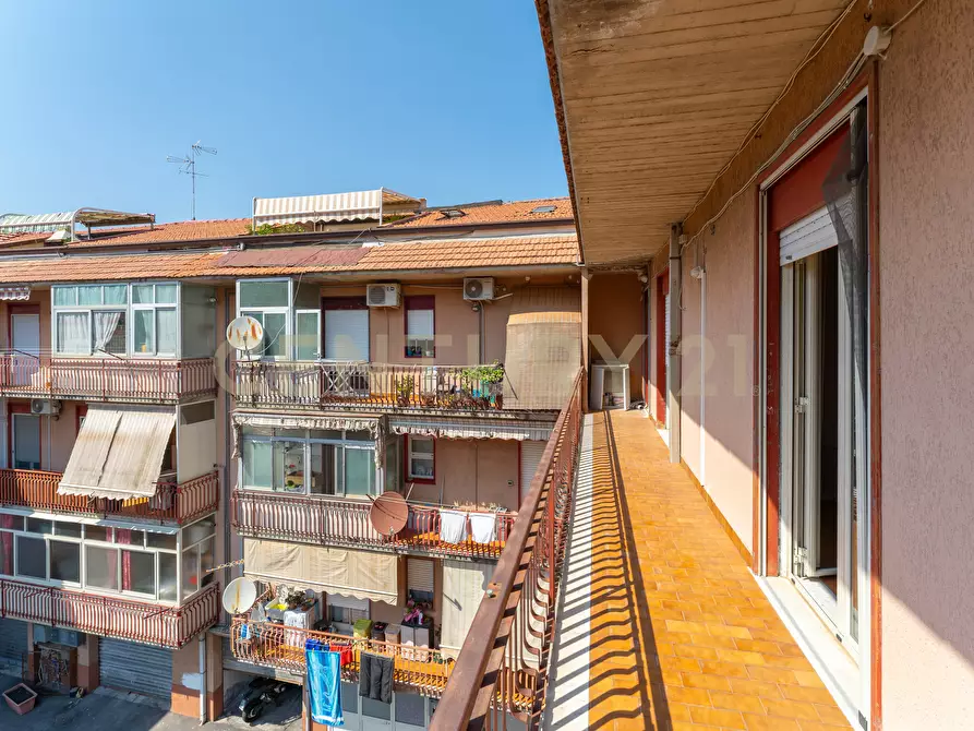 Immagine 28 di Trilocale in vendita  in Via San Nicolò 134 a Aci Catena
