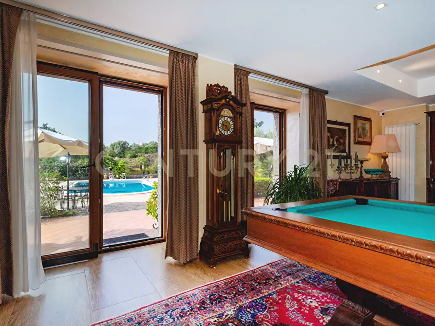 Immagine 12 di Villa in vendita  in Via Brinzio 20 a Aci Catena