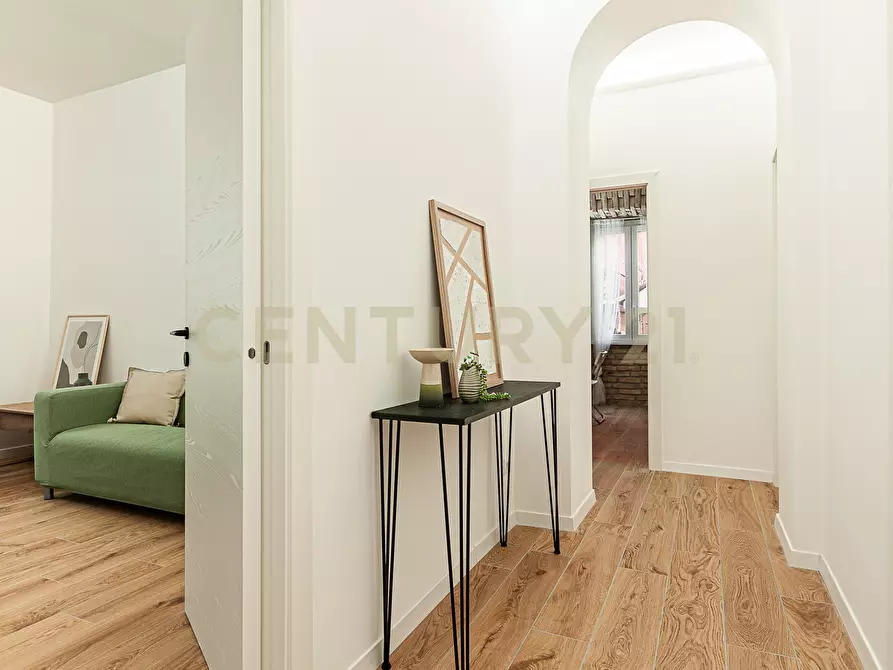 Immagine 12 di Appartamento in vendita  in Via Lampedusa a Roma