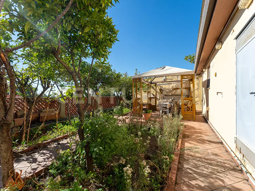 Immagine 1 di Casa semindipendente in vendita  in VIA SCALA DI BETTA 69 a Sant'agata Li Battiati