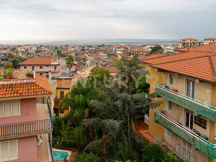 Immagine 74 di Attico in vendita  in Via Macello 13/A a Catania