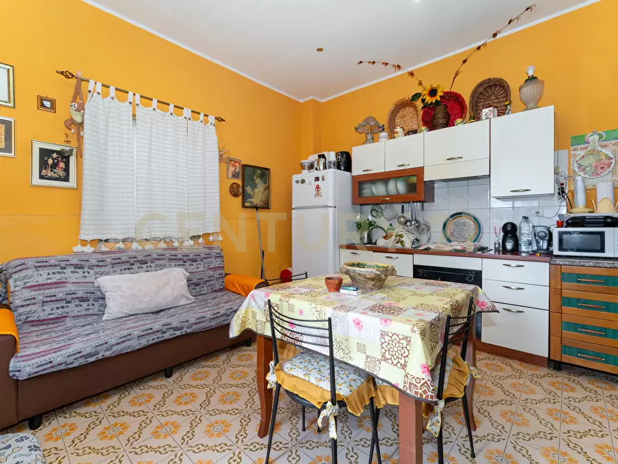 Immagine 7 di Trilocale in vendita  in VIA DELLE MEDAGLIE D'ORO 66 a Catania