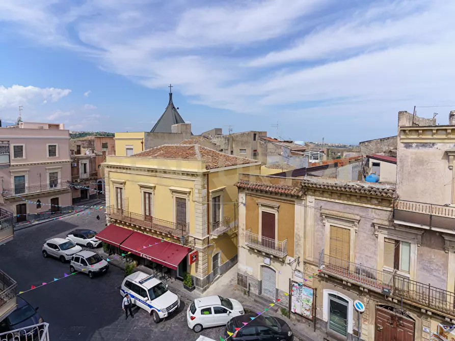 Immagine 18 di Appartamento in vendita  in Piazza Umberto I 12 a Motta Sant'anastasia
