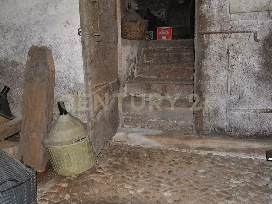 Immagine 24 di Rustico / casale in vendita  in Via Squaranto 6 a Verona