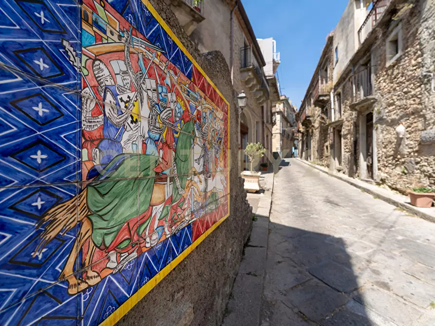 Immagine 40 di Casa indipendente in vendita  in Via Giovan Guerrino 40 a Montalbano Elicona