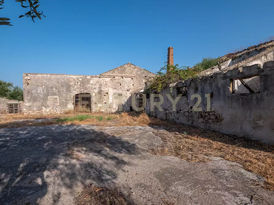 Immagine 19 di Terreno industriale in vendita  in Via per Floridia 11 a Siracusa