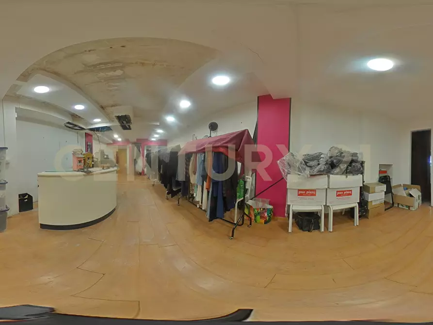 Immagine 17 di Bar / Ristorante in vendita  in Piazza Tivoli 1 a Tremestieri Etneo