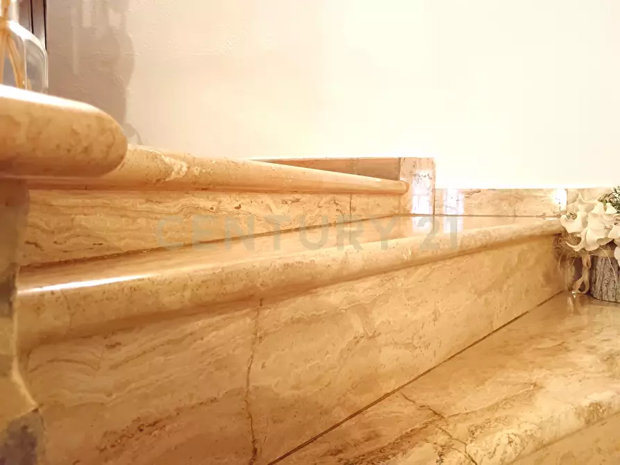 Immagine 52 di Terratetto in vendita  in Via Moglio 56 a Montalcino