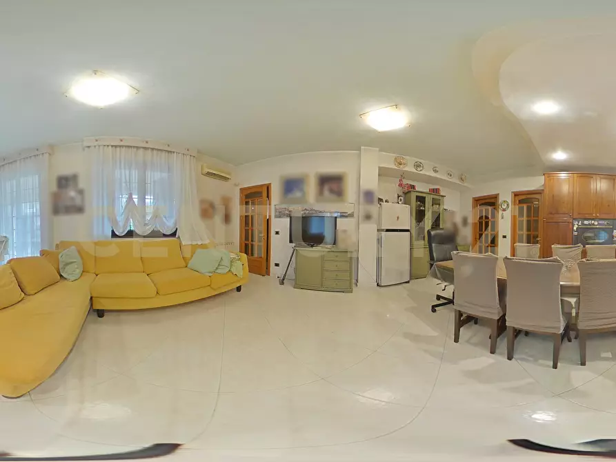 Immagine 77 di Villa in vendita  in Via Carmelina Naselli 51 a Catania