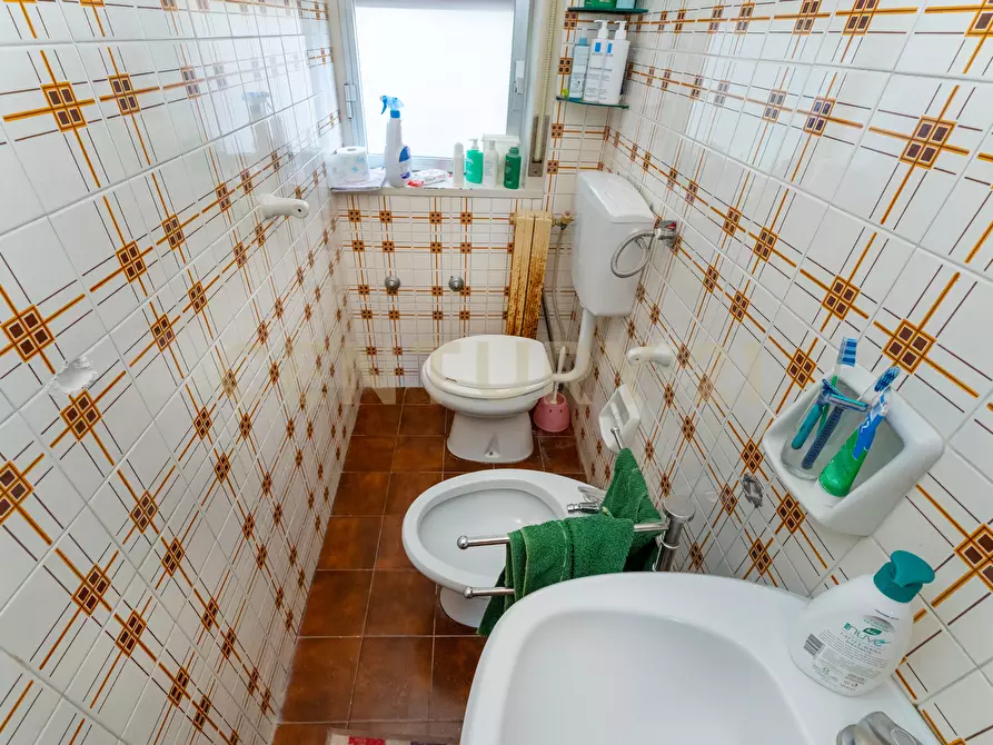 Immagine 28 di Villa in vendita  in Via Madonna del Carmelo 19 a Ragalna