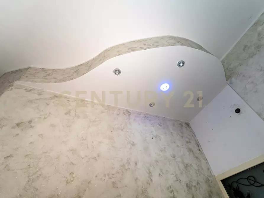 Immagine 10 di Trilocale in vendita  in Via del Piccone 7 a Catania