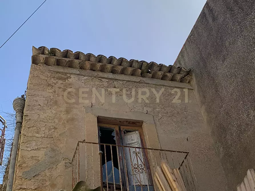 Immagine 33 di Rustico / casale in vendita  in Via Cicerone 24 a Enna
