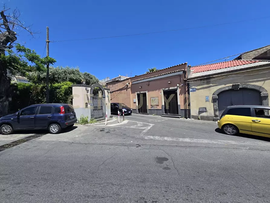 Immagine 66 di Terreno agricolo in vendita  in Vico Agatino De Marco a Gravina Di Catania