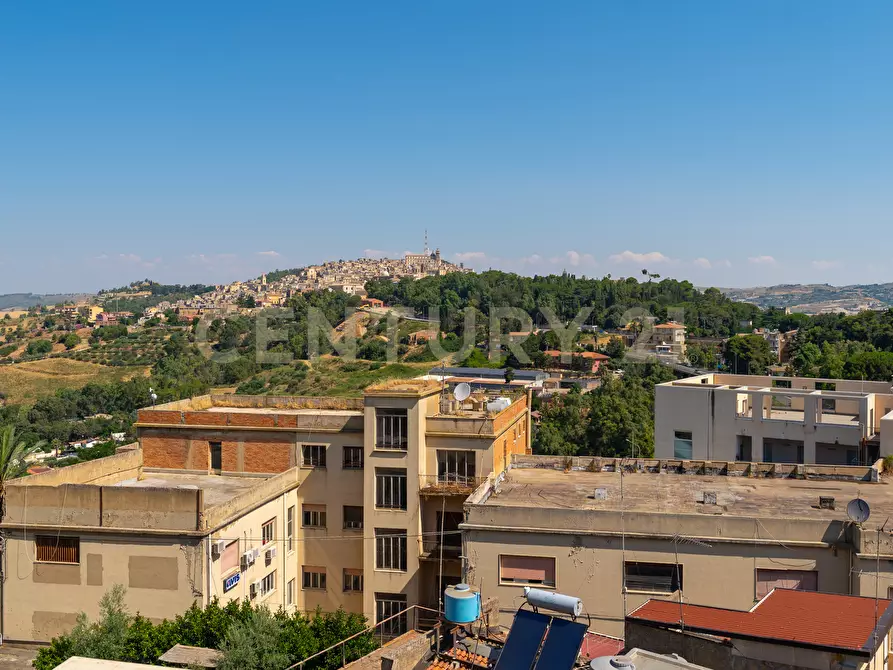 Immagine 31 di Quadrilocale in vendita  in Via Santa Maria di Gesù 72 a Caltagirone
