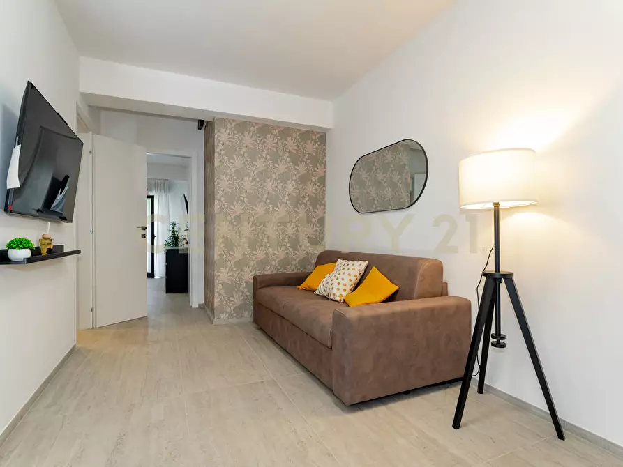 Immagine 6 di Bilocale in affitto  in Via Vampolieri 42 a Aci Castello