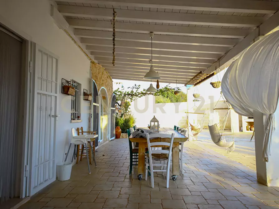 Immagine 32 di Villa in vendita  a Carovigno